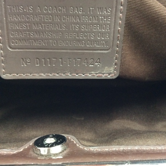 Coach Signature Stripe Tote (2011) - Picture 3 of 9